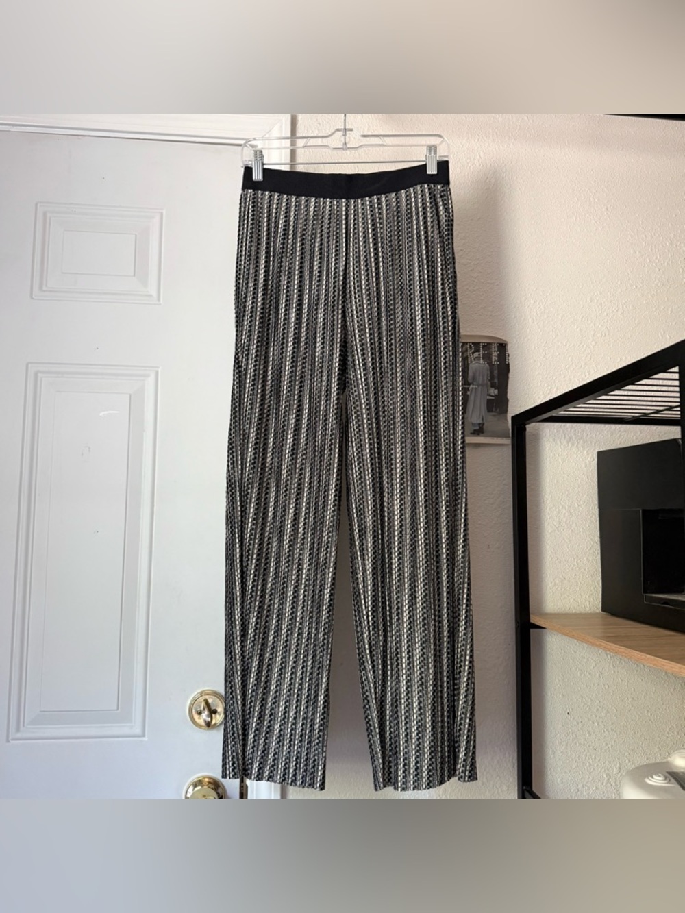 COS black and white printed pleated pull on wide straight leg cropped pants
